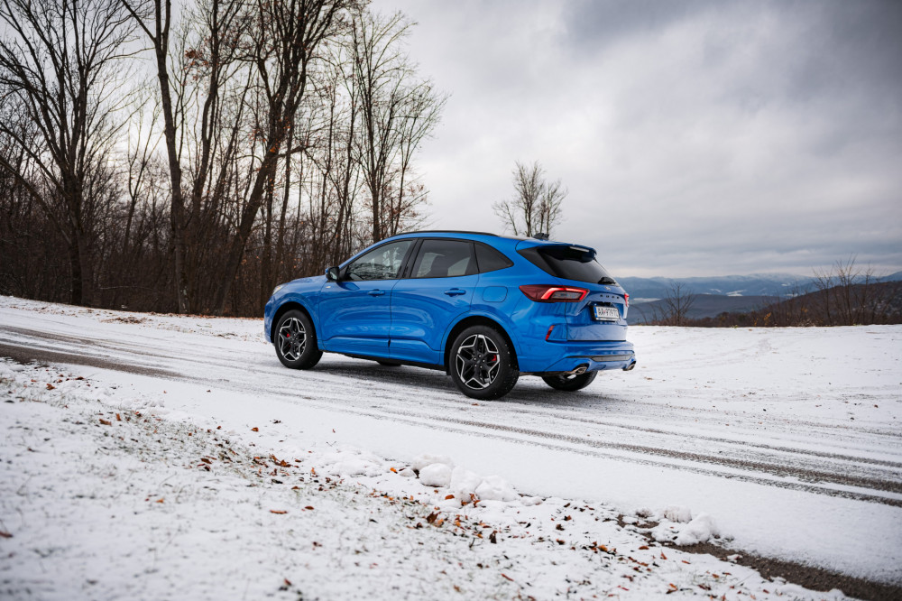 Ford Kuga 2,5 Duratec HEV AWD